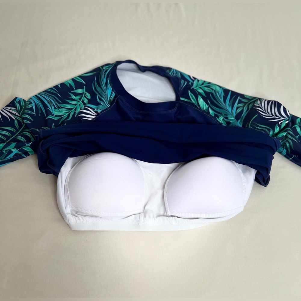 Daci Classic Fashion Two Piece Long Sleeve Swim Top Size XL Built In Bra - Picture 11 of 12
